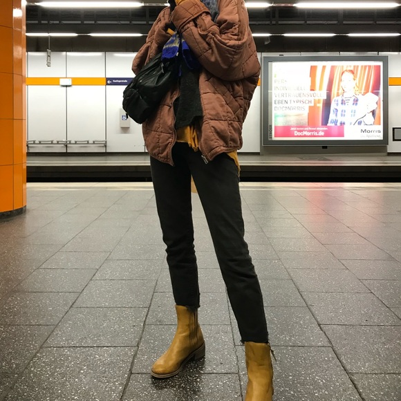 SOLD - Picture 5 of 6